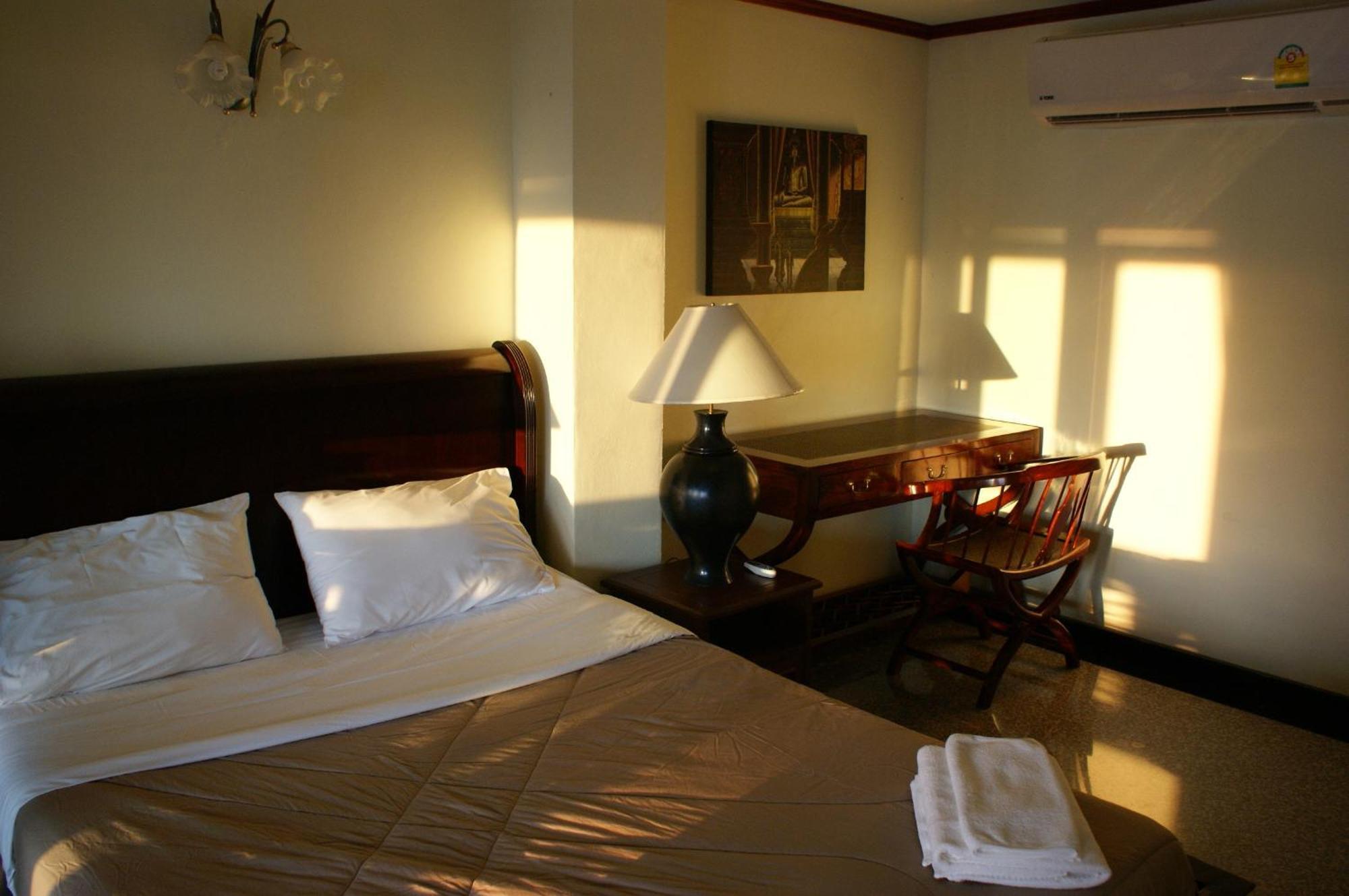 Prince Edouard Apartments & Resort Sha Extra Plus Patong Rom bilde