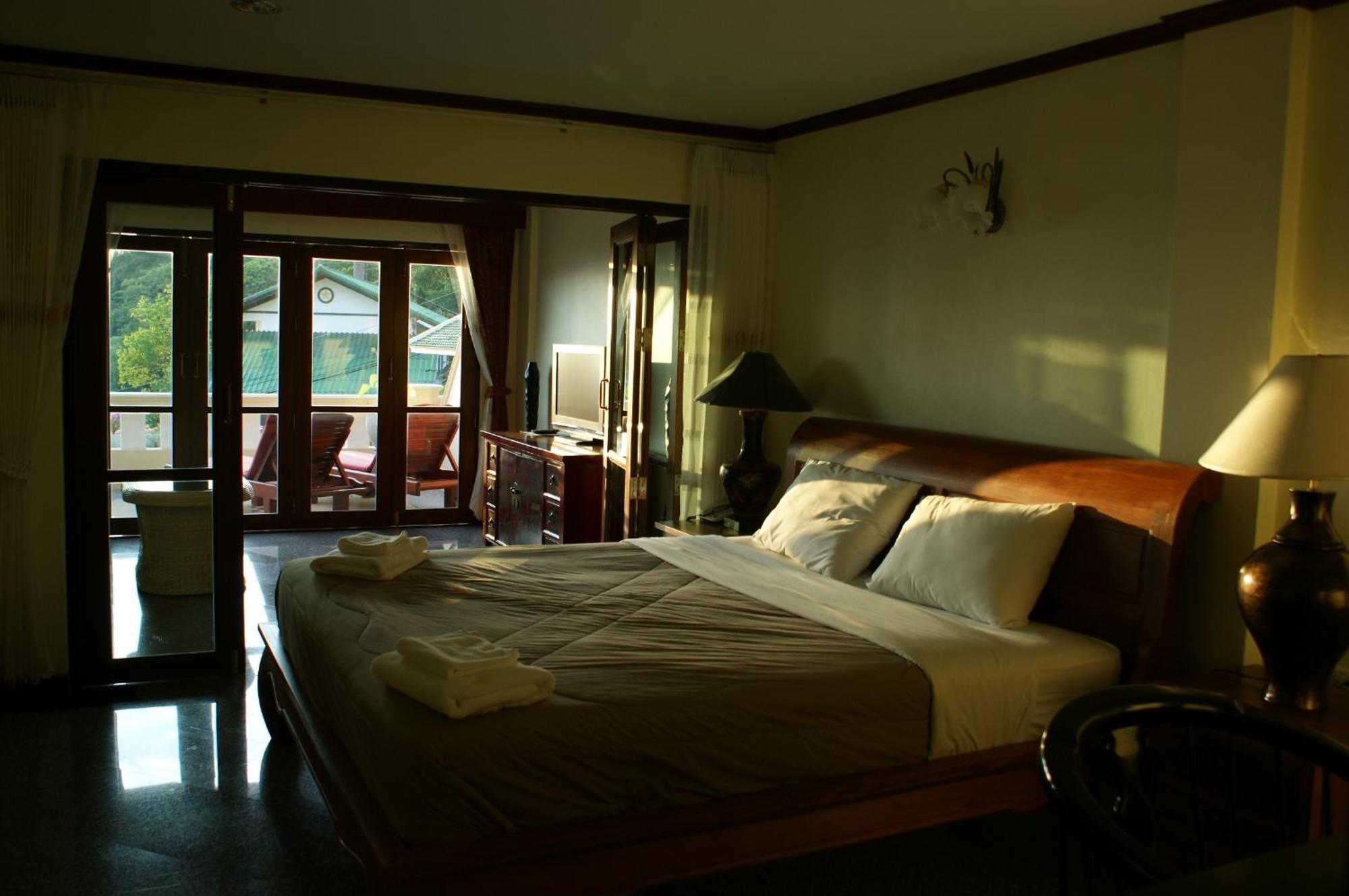 Prince Edouard Apartments & Resort Sha Extra Plus Patong Rom bilde